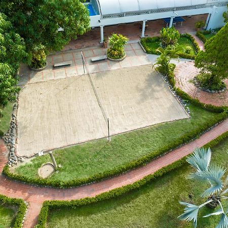 Ghl Hotel Club El Puente Girardot Exterior photo