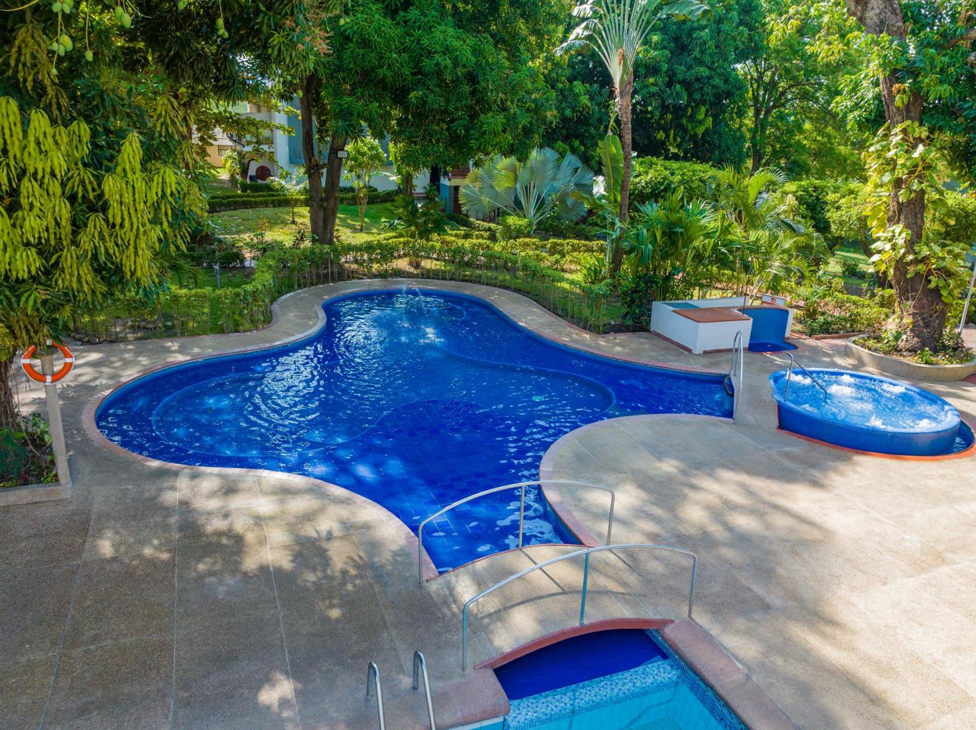 Ghl Hotel Club El Puente Girardot Exterior photo