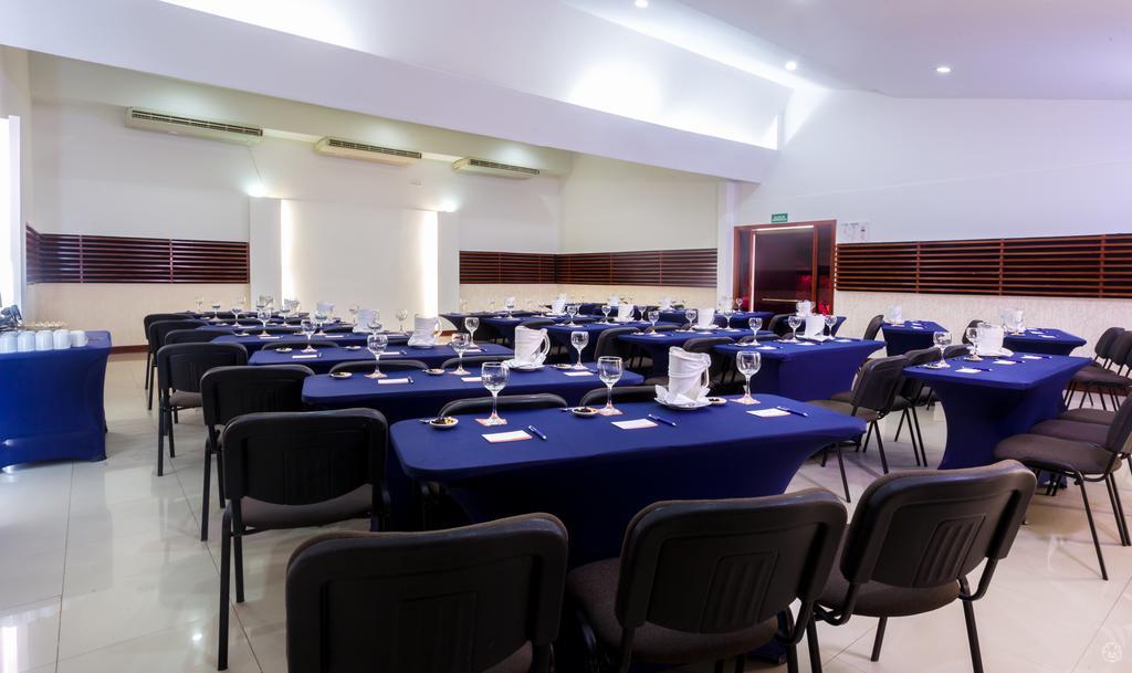 Ghl Hotel Club El Puente Girardot Exterior photo